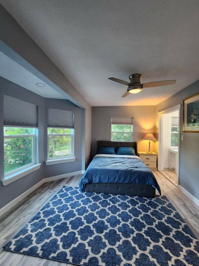 Spacious Bedroom With Private Workspace, Ensuite Bathroom - Room# 1 In Shared House No Pet Orlando Exterior photo